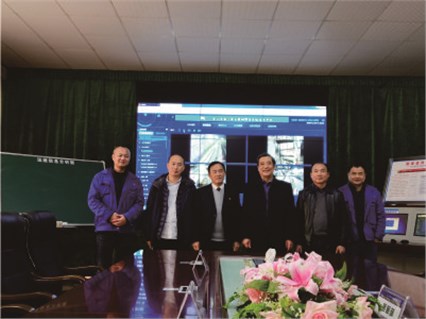 中國(guó)煤炭機(jī)械工業(yè)協(xié)會(huì)理事長(zhǎng)楊樹勇一行蒞臨【湘潭恒欣】考察調(diào)研