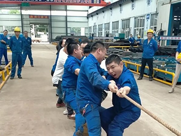 【湘潭恒欣】開展拔河比賽！